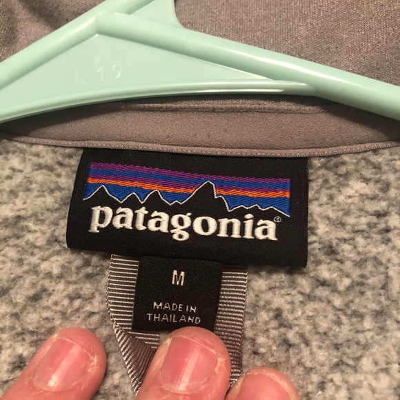 Patagonia Quarter Zip - Picture 3 of 3